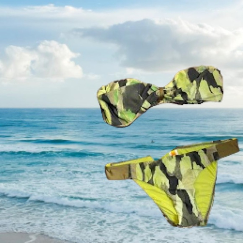 🏖 Designer Camo Bandeau Bikini Luxe by Lisa … - Picture 16 of 16